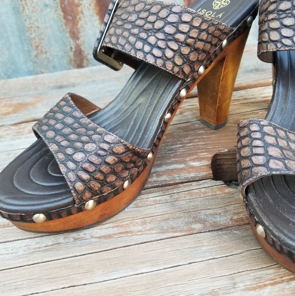 Beautiful embossed leather studded heel